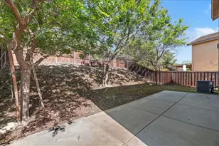 18394 Damiana, San Bernardino, CA 92407 - Photo 3