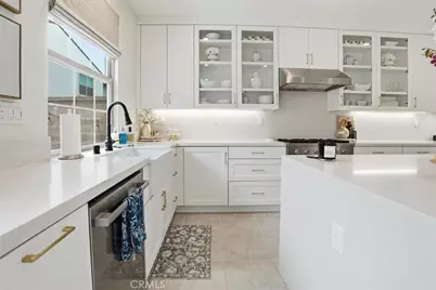 107 Starbright, Irvine, CA 92618 - Photo 13