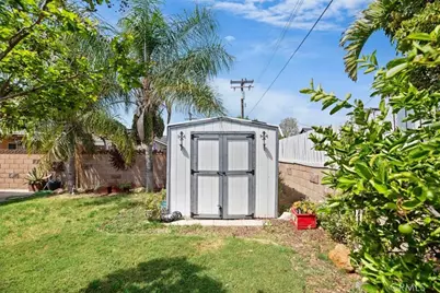 19631 Fairweather, Canyon Country, CA 91351 - Photo 43