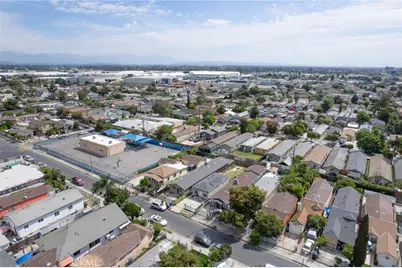 10830 Kalmia, Los Angeles, CA 90059 - Photo 3