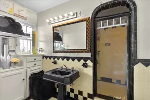 3640 W 60th St, Los Angeles, CA 90043 - Photo 15