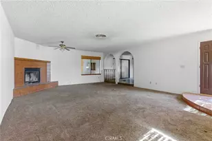 8801 Sorrel, Bakersfield, CA 93307 - Photo 7