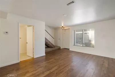 824 N Pasadena #6, Azusa, CA 91702 - Photo 3