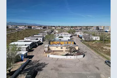 12751 Mariposa, Victorville, CA 92395 - Photo 7