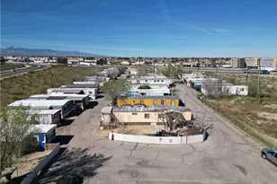 12751 Mariposa, Victorville, CA 92395 - Photo 7