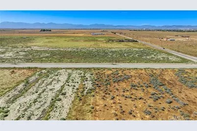 50 Avenue H, Lancaster, CA 93535 - Photo 43