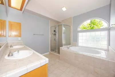 7084 Aster, Oak Hills, CA 92344 - Photo 15