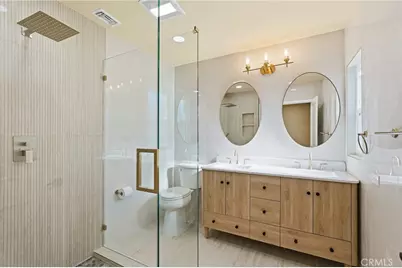 8008 Greenbush Avenue, Panorama City, CA 91402 - Photo 13