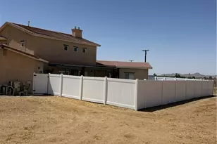 13975 Barker, Apple Valley, CA 92307 - Photo 31