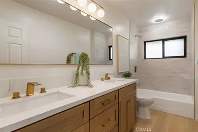 6611 Glade, Woodland Hills, CA 91303 - Photo 27