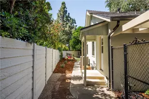 6611 Glade, Woodland Hills, CA 91303 - Photo 41