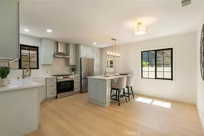 6611 Glade, Woodland Hills, CA 91303 - Photo 7