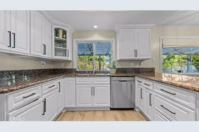 2074 N Albright Avenue, Upland, CA 91784 - Photo 11