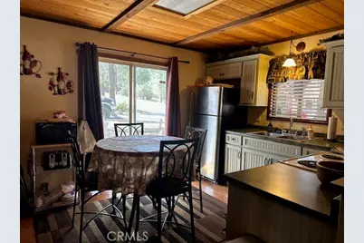 245 Sunset, Sugarloaf, CA 92386 - Photo 7