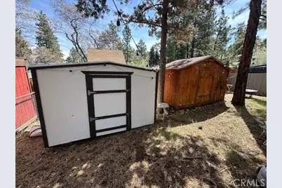 245 Sunset, Sugarloaf, CA 92386 - Photo 27