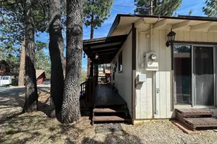 245 Sunset, Sugarloaf, CA 92386 - Photo 5