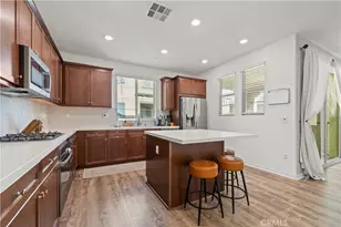 831 Wintergreen Way, Upland, CA 91786 - Photo 13