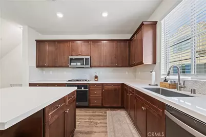 831 Wintergreen Way, Upland, CA 91786 - Photo 17