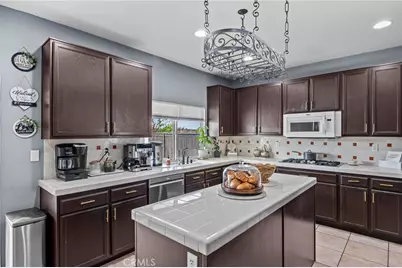 12940 Blair Street, Victorville, CA 92392 - Photo 11