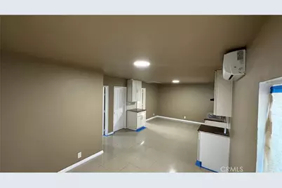 802 E 111th, Los Angeles, CA 90059 - Photo 3