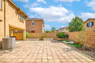 15581 Curry, Fontana, CA 92336 - Photo 35