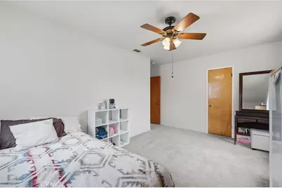 12752 Cowley, Downey, CA 90242 - Photo 9