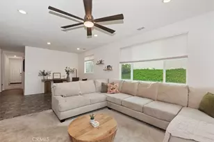 360 Elizabeth Ct, Rialto, CA 92377 - Photo 5