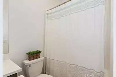 360 Elizabeth Court, Rialto, CA 92377 - Photo 19