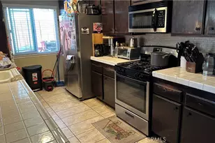 1330 S Fern, Ontario, CA 91762 - Photo 7