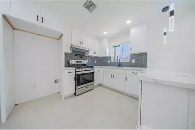 957 Center Street, Riverside, CA 92507 - Photo 17