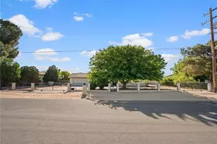 8932 Hickory, Hesperia, CA 92345 - Photo 5