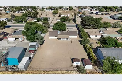 8932 Hickory, Hesperia, CA 92345 - Photo 35