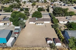 8932 Hickory, Hesperia, CA 92345 - Photo 35
