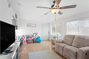 8932 Hickory, Hesperia, CA 92345 - Photo 17