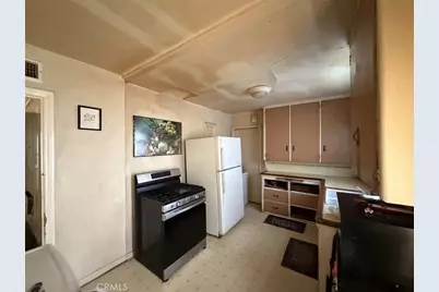 1324 W 101st, Los Angeles, CA 90044 - Photo 7