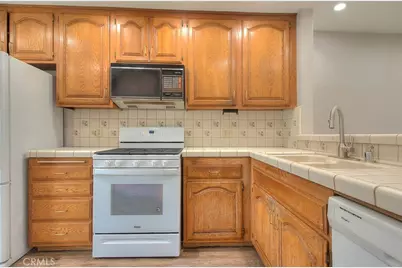700 E Lake Drive #7, Orange, CA 92866 - Photo 19