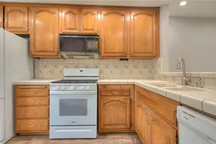 700 E Lake Dr, Orange, CA 92866 - Photo 19