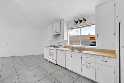 72662 Sullivan, 29 Palms MCB, CA 92277 - Photo 11