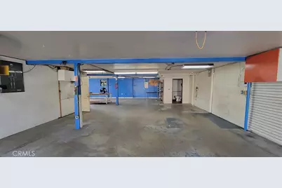 611 E Route 66, Glendora, CA 91740 - Photo 15