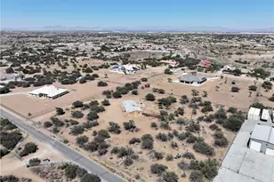 8195 Alta Mesa Rd, Oak Hills, CA 92344 - Photo 31