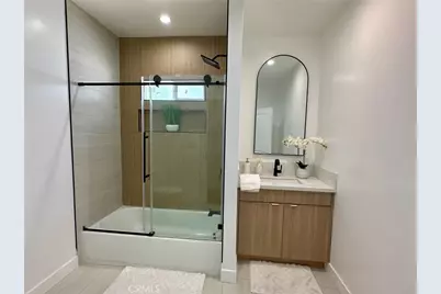 4207 S Van Ness Avenue, Los Angeles, CA 90062 - Photo 21