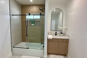 4207 S Van Ness Ave, Los Angeles, CA 90062 - Photo 21
