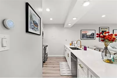 4950 Louise #304, Encino, CA 91316 - Photo 13