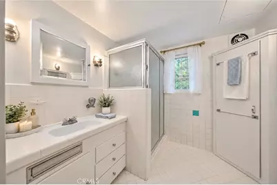 698 Arden, Pasadena, CA 91106 - Photo 19