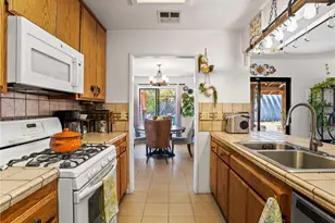 40100 Gibbel Rd, Hemet, CA 92543 - Photo 11