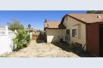 38053 Pinion Court, Palmdale, CA 93552 - Photo 21