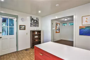 336 W 8th St, Claremont, CA 91711 - Photo 15