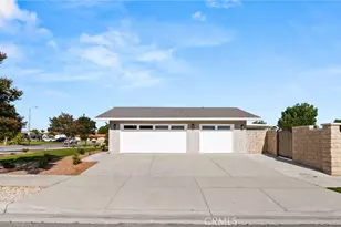 1453 Maple Ct, Ontario, CA 91762 - Photo 9