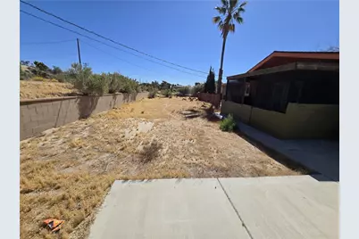 57468 Sierra, Yucca Valley, CA 92284 - Photo 23