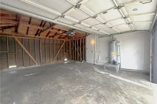 490 Avignon Ct, Riverside, CA 92501 - Photo 17